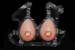 【諾雅精品】 TML-1200g~1300g=1對【凹底背面】穿戴一體/矽膠義乳，CD變裝首選，舞台表演效果 歷史價格詳細信息