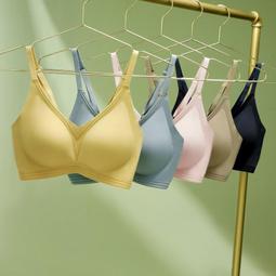 台灣現貨女士性感、舒適、無痕的鋼圈內衣。 女性聚集在一起,以集合乳房並防止下垂。 薄款文胸 D381 歷史價格詳細信息