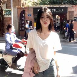 夏季新款正肩V領短袖上衣 冰絲針織衫 短袖T恤 洋氣顯瘦上衣小衫 女生衣著【晴沐代購】 歷史價格詳細信息