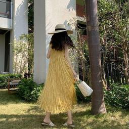 台灣現貨法式復古杏色V領polo衫T恤女時尚別緻獨特短袖設計感小眾夏季上衣MC飾 MMBG  露天市集  全台最大的網路 歷史價格詳細信息