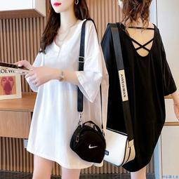 長版上衣--豐富感的呈現胸前小口袋線條漸層設計長袖長版上衣(黑.紅.藍XL-3L)-X139熊衣褲語 歷史價格詳細信息