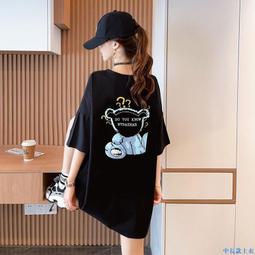 長版上衣--豐富感的呈現胸前小口袋線條漸層設計長袖長版上衣(黑.紅.藍XL-3L)-X139熊衣褲語 歷史價格詳細信息