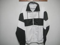 民國元年軍政府造四川銀幣漢字壹圓銀幣:詳如上图有pcgs保護盒，值得典藏。 歷史價格詳細信息