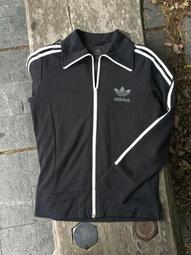 已售出。早期義大利製 ARMANI 黑色絲質襯衫。滿版 LOGO Italy Mods Hippies 歷史價格詳細信息