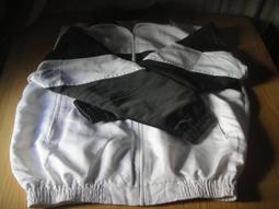 民國元年軍政府造四川銀幣漢字壹圓銀幣:詳如上图有pcgs保護盒，值得典藏。 歷史價格詳細信息