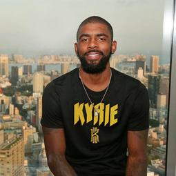 Nike 短袖上衣 Kyrie Irving 布魯克林 籃網隊 白 11號 男款 城市【ACS】 BV8746-100 歷史價格詳細信息