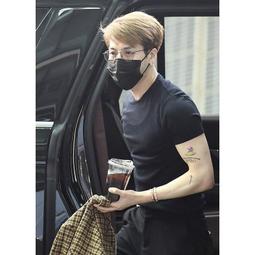 簡約美式圓領背心男夏季復古籃球運動坎肩無袖T恤ins內搭上衣-毛毛男裝 歷史價格詳細信息