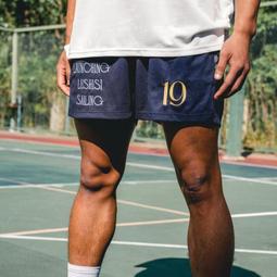 新款美式復古籃球夏季男士短袖惡搞莫蘭特雙槍潮印花純棉寬松T恤   莫蘭特 歷史價格詳細信息