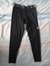 楹 ~ 正品 adidas 白色logo 立領外套 size: 2XL 歷史價格詳細信息