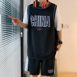 男套裝兩件套 休閒套裝 夏季寬鬆潮流男士短袖T恤運動兩件套 男性簡約百搭上衣短褲套裝 歷史價格詳細信息