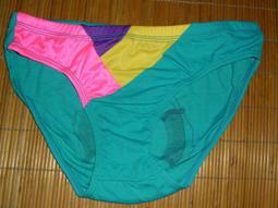 周大福 三色幸運草18K金耳環 歷史價格詳細信息