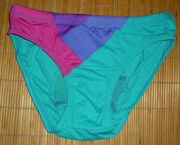 周大福 三色幸運草18K金耳環 歷史價格詳細信息