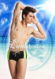 壞男Body Fit。《型男側邊網狀設計款三角泳褲》(黑色)【S / M / L】(內褲.三角褲.四角褲.丁字褲) 歷史價格詳細信息