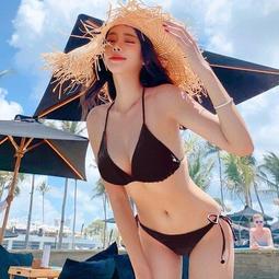 泳衣~設計感小眾純欲性感三點式比基尼春季2023新款鑲鉆辣妹掛脖泳衣女   JE02 歷史價格詳細信息