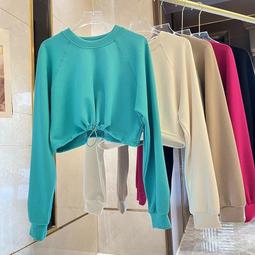 台灣現貨短款上衣女 休閒運動短袖 T恤女新款V領性感高腰露肚臍運動上衣女 歷史價格詳細信息