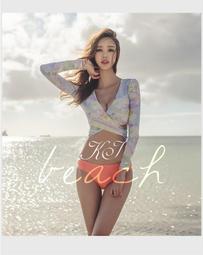 Bikini A Three-piece Swimsuit With Bikini Top 歷史價格詳細信息