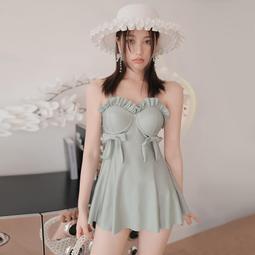 特價 女小胸鋼圈連體黑色裙式比基尼網紅抹胸荷葉防曬小香風游泳衣 歷史價格詳細信息