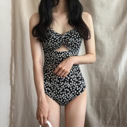 韓國簡約蝴蝶結抓夾 後腦馬尾夾鯊魚夾 成人髮夾頂夾 網紅優雅頭飾 霧面大髮夾 洗澡頭髮抓夾 磨砂髮飾大嘴夾 固定頭髮夾子 歷史價格詳細信息