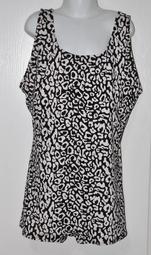 OLYMATE 奧林匹克 泳褲 男生泳褲 游泳 五分泳褲 大男休閒型馬褲 素色接線泳褲 深藍色 B22M2003HB 歷史價格詳細信息