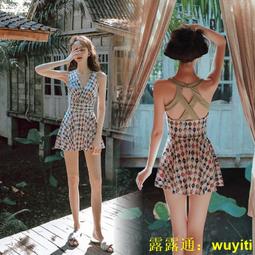 泳衣  女連體泡溫泉性感時尚2022新款爆款保守遮肚顯瘦性感純欲  泳裝  游 泳衣 歷史價格詳細信息