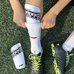 兒童護腿板足球比賽裝備專業固定板成人男帶護踝護脛插板防撞護具 歷史價格詳細信息