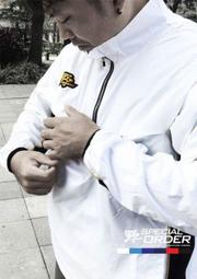 棒球世界17年 全新野 YAKYU 長袖風衣 戰神紅 色 特價 日系風格特殊機能剪裁 歷史價格詳細信息