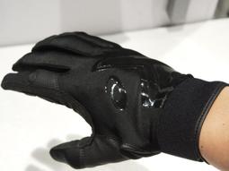 &quot;特價優惠&quot;asics 亞瑟士 GOLDSTAGE 棒壘球 守備手套 左投用戴右手(3121A634-602)紅/白 歷史價格詳細信息