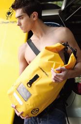 日本Stream Trail 戶外防水包新版方桶包Dry Cube 20L活力黃Saffron後背包(下雨登山騎車必備) 價格比較,價格查詢,歷史價格詳細信息