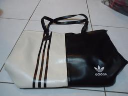 降價 Adidas Originals Nmd R1 Boost 男鞋 愛迪達 三葉草 針織 女鞋 跑步鞋 運動鞋 歷史價格詳細信息