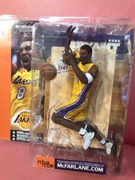 湖人隊 kobe bryant 退休紀念公仔 歷史價格詳細信息