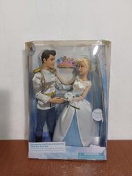 Disney迪士尼公主Cinderella仙履奇緣灰姑娘仙杜瑞拉Barbie芭比娃娃+白馬王子Ken肯尼+電影經典款衣服組 歷史價格詳細信息