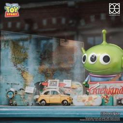 【futuretoys】﻿BAPE 迷彩 猿人頭 APE AAPE 無線充電 Apple Watch無線充電盤 (迷彩) 歷史價格詳細信息