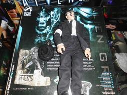 HOT TOYS 1/6 比例 限量保證卡 MMS013 BATMAN 開戰時刻 蝙蝠俠 BATMAN BEGINS 歷史價格詳細信息