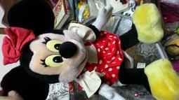 超巨型 早期 仿奶油玻璃  . 特殊 奶油白色 壓克力電傘 歷史價格詳細信息