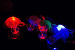 led發光音箱便攜車載戶外7級防水插卡迷你低音炮10w重低音響 歷史價格詳細信息