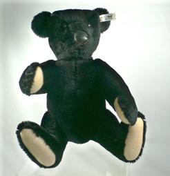 Steiff Edwardian Opera Bear (1374/2000) 歷史價格詳細信息