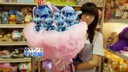 台南卡拉貓專賣店 迪士尼Mickey 米奇玩橄欖球 米奇和他的朋友 A4資料夾 可明天到 歷史價格詳細信息