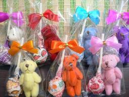 歡樂時光~特惠價~畢業學士熊+進口棒棒糖&amp;雪紗袋包裝~~小熊禮品~畢業謝師~團購超低價~花束 歷史價格詳細信息