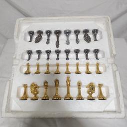 金屬西洋棋套裝木質摺疊棋盤兒童益智比賽專用高檔送禮創意象棋 歷史價格詳細信息