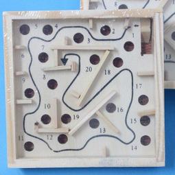 【優購精品館】迷宮存錢罐 大益智存錢筒 777-030/一個入{促90}零錢罐 倒珠存錢筒 滾珠迷宮魔方存錢筒 3D立體 歷史價格詳細信息