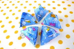 【寶貝童玩天地】【HO053-4】三角立體粽子吊飾 台灣製 客家花布 雙色款 - 國慶款 歷史價格詳細信息