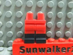 樂高 LEGO 紅色 醫院救護人員/ 橘短髮 男護士人偶 歷史價格詳細信息