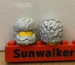 【積木2010】樂高 LEGO 淺藍灰色 露額 西裝 吸血鬼 頭髮 / 64798 (H-05) 歷史價格詳細信息