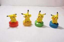 全新 麥當勞娃娃 Hello Kitty 珍藏紀念版 絨毛娃娃 共3對 一對$500 歷史價格詳細信息