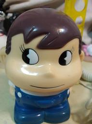 超巨型 早期 仿奶油玻璃  . 特殊 奶油白色 壓克力電傘 歷史價格詳細信息