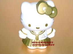 7-11 Hello Kitty角色扮演派對公仔 共13隻 高約:8公分 材質:塑膠 P2 歷史價格詳細信息