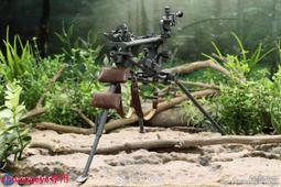 重型綠色複合桌面防靜電工作檯 配插座帶吊櫃工作檯重型鉗工桌 歷史價格詳細信息