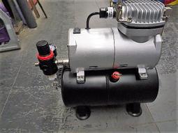 【～超靜音 吹髮不吵人～特價↘＄７９０】《B2C家電館》【Panasonic國際～靜音摺疊式吹風機】EH-ND56 歷史價格詳細信息