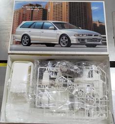 青島~1/24系列 日產 SKYLINE GT-R (BNR32)內附RB26DETT引擎套件 歷史價格詳細信息