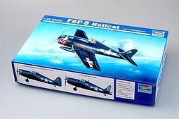 小號手 1/32  F6F-3N"地獄貓夜戰機 附透明引擎罩 夜戰雷達 蝕刻片 牽引車 機翼可收折 膠胎 儀表膠片 歷史價格詳細信息